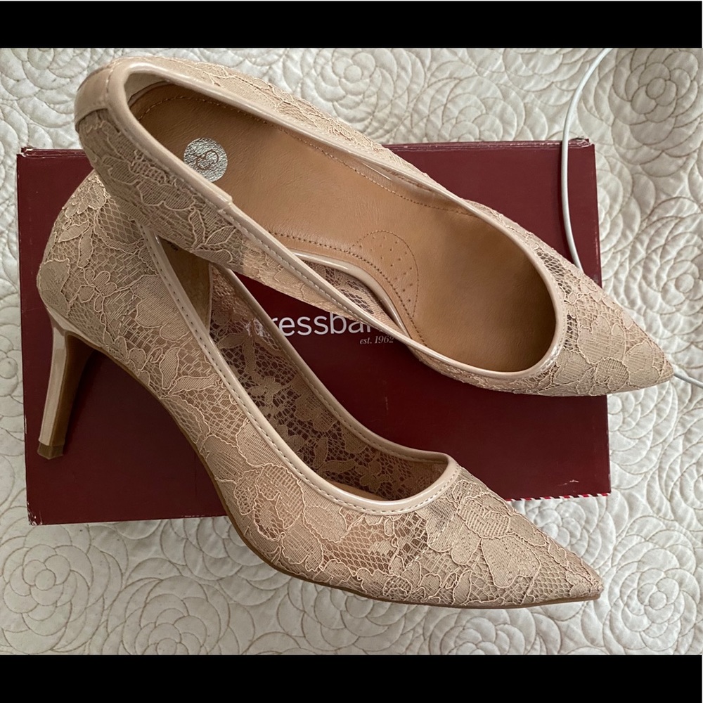 Brand new Dress barn lacy shoes